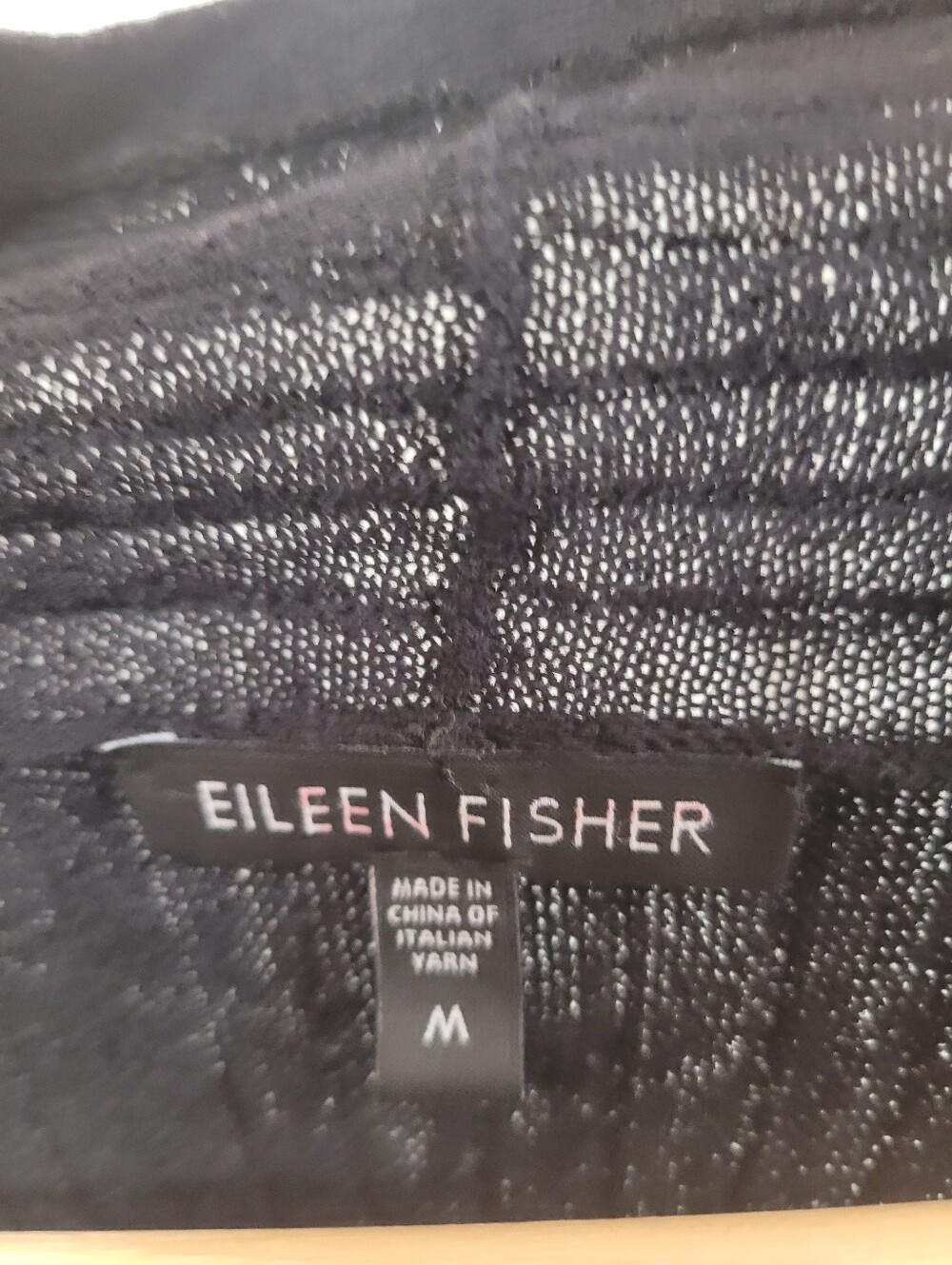 NWOT Eileen Fisher Black 100% Wool Lightweight Cardigan Sweater Medium - Picture 7 of 7